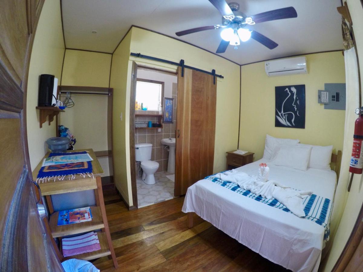 קיי קולקר Chila'S Accommodations מראה חיצוני תמונה
